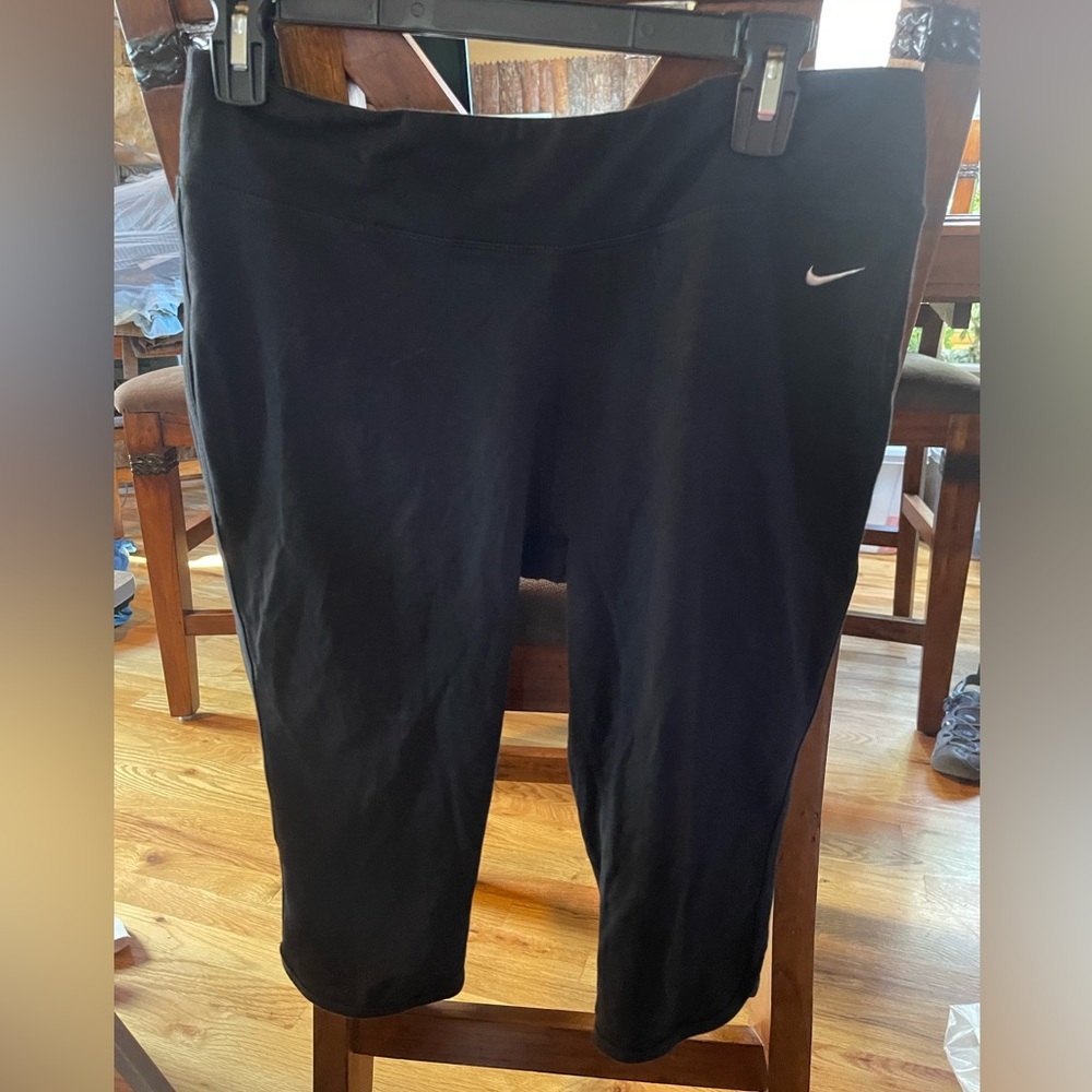 Nike dri fit L Capri